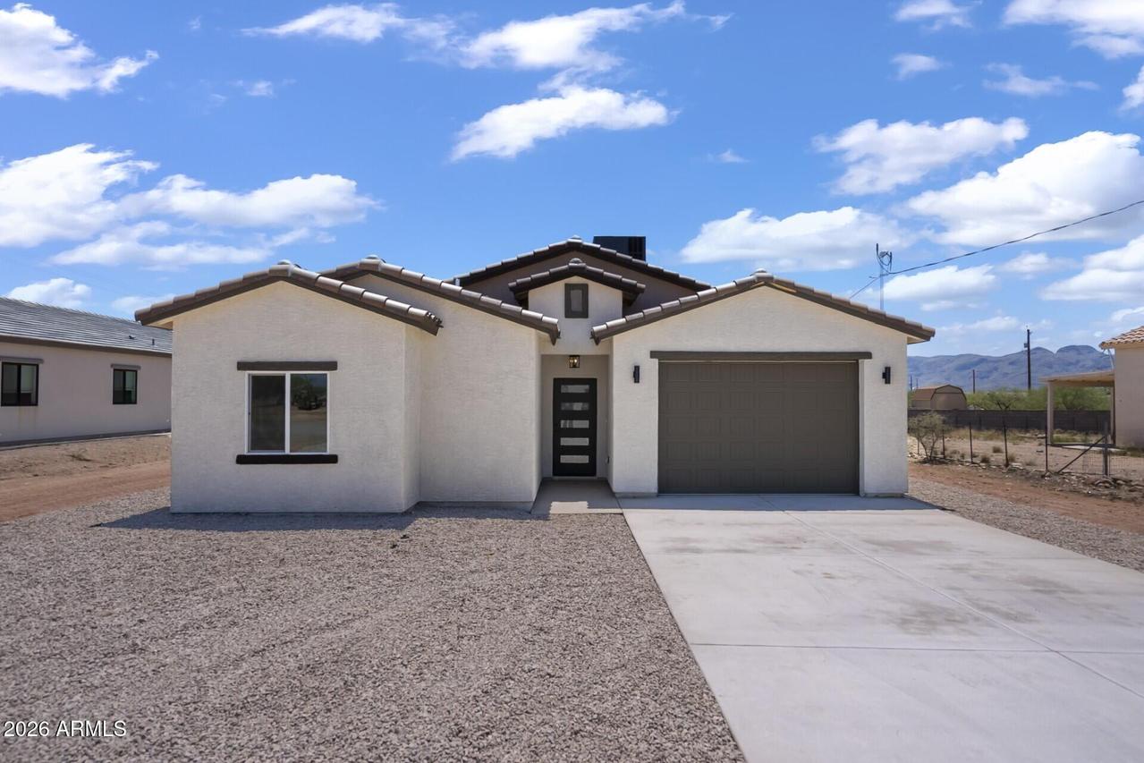 1783 Alamos Ct., Rio Rico, AZ 85648