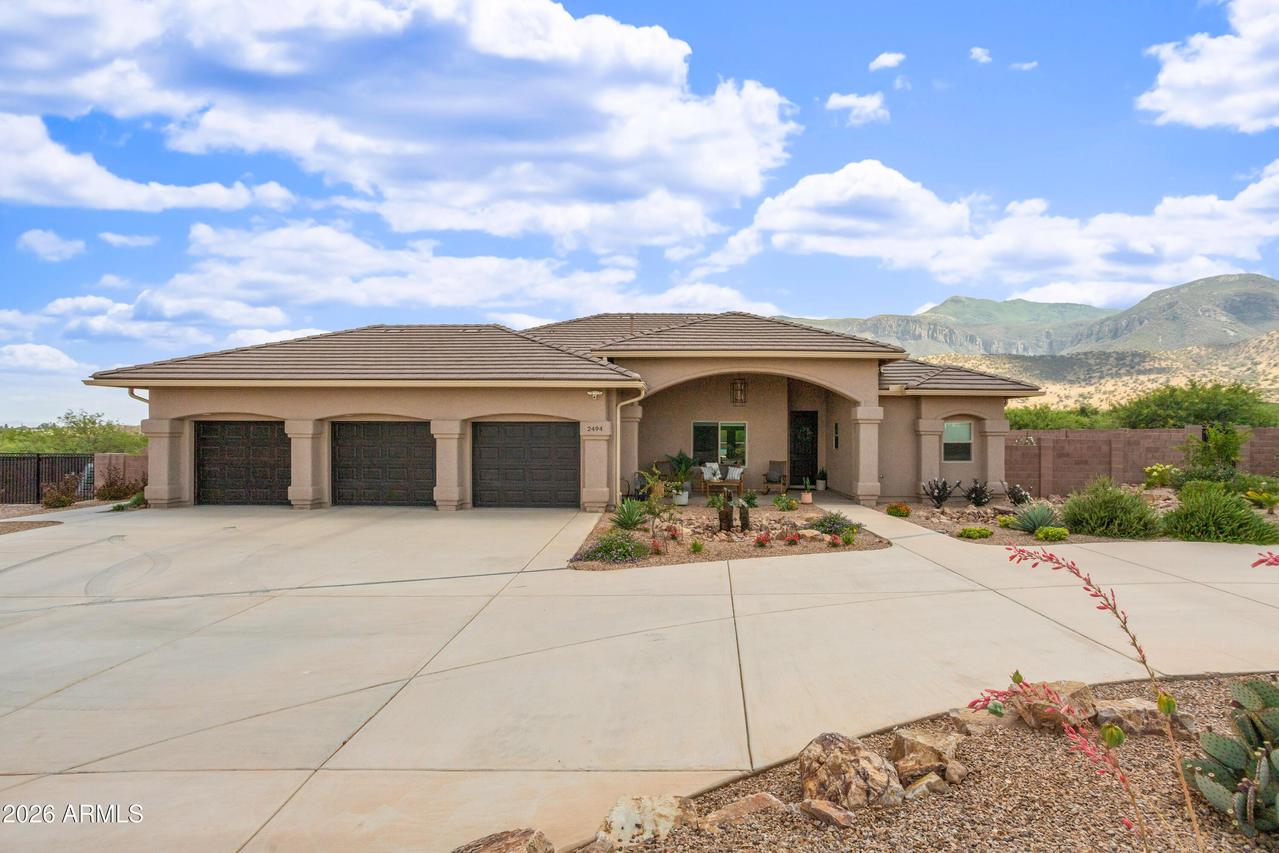 2494 E Emma Ln., Hereford, AZ 85615