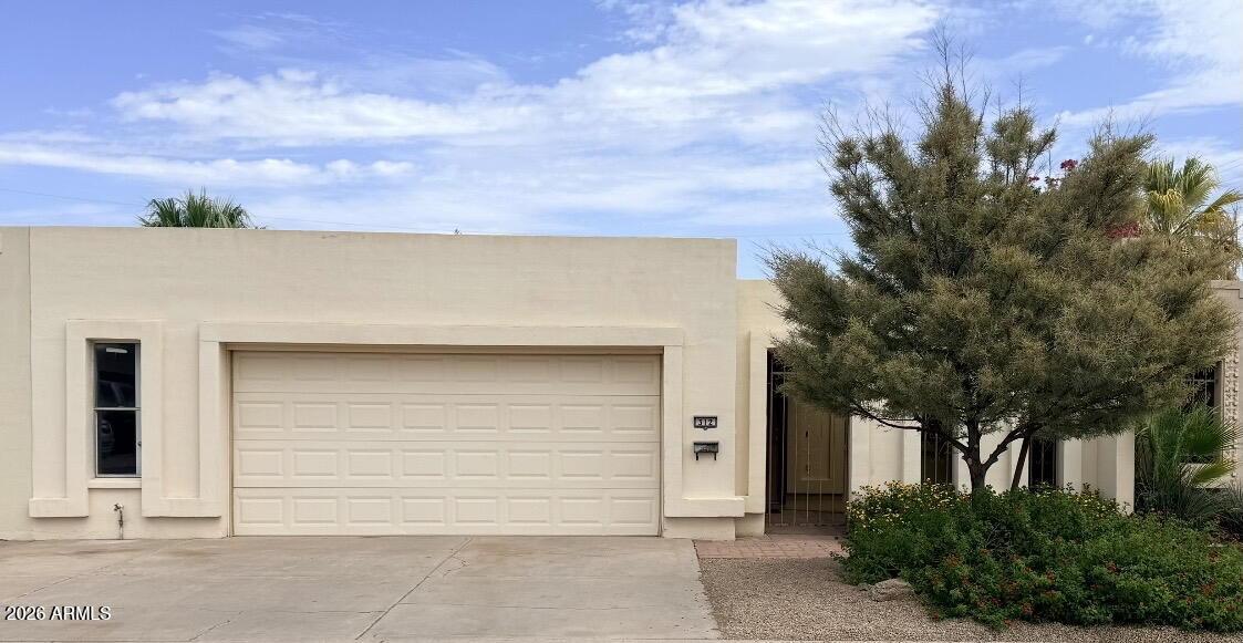 312 W Laguna Dr., Tempe, AZ 85282