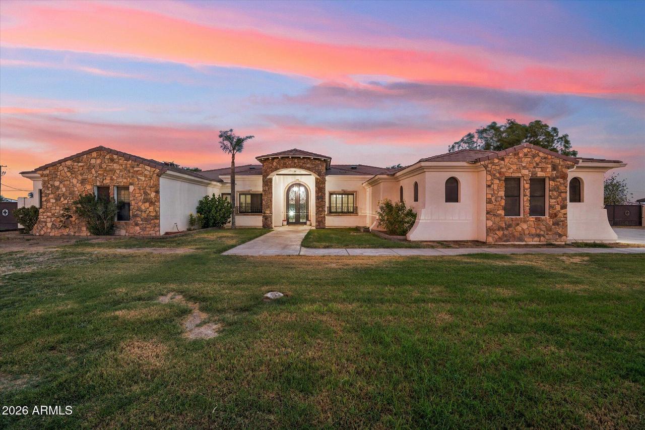 6905 S 219th Dr., Buckeye, AZ 85326
