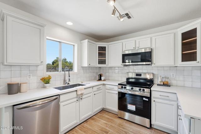 Homes Just Sold in Country Place: September 8th to September 14th