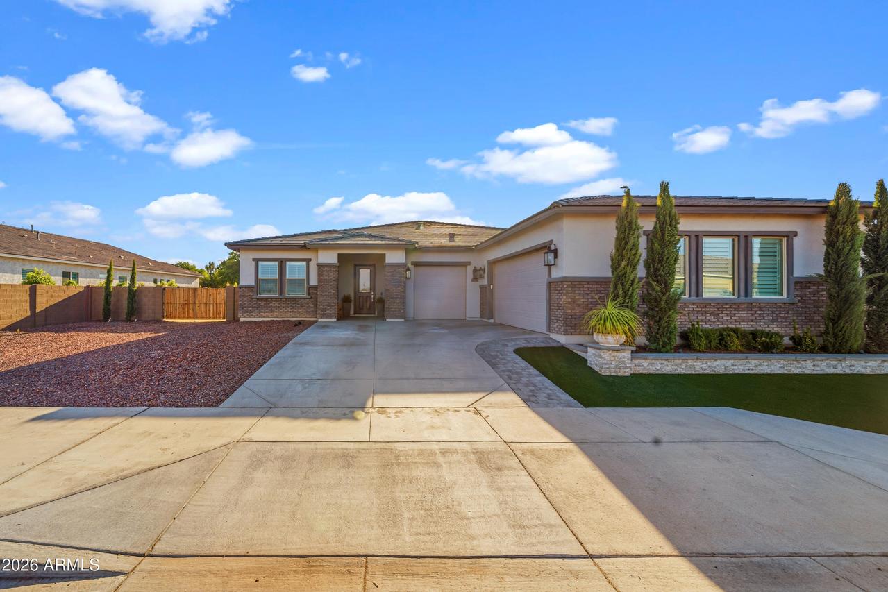 5276 N 182nd Ln., Litchfield Park, AZ 85340