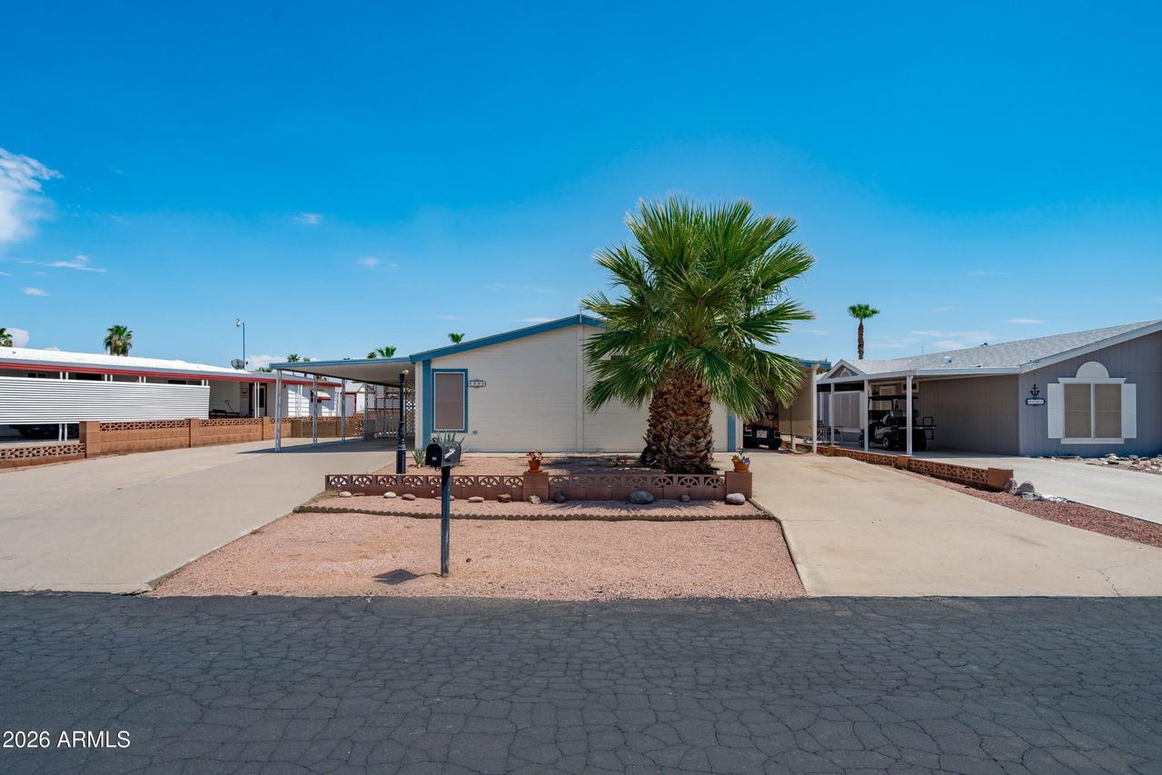 9009 E Ellasar Ave., Mesa, AZ 85208