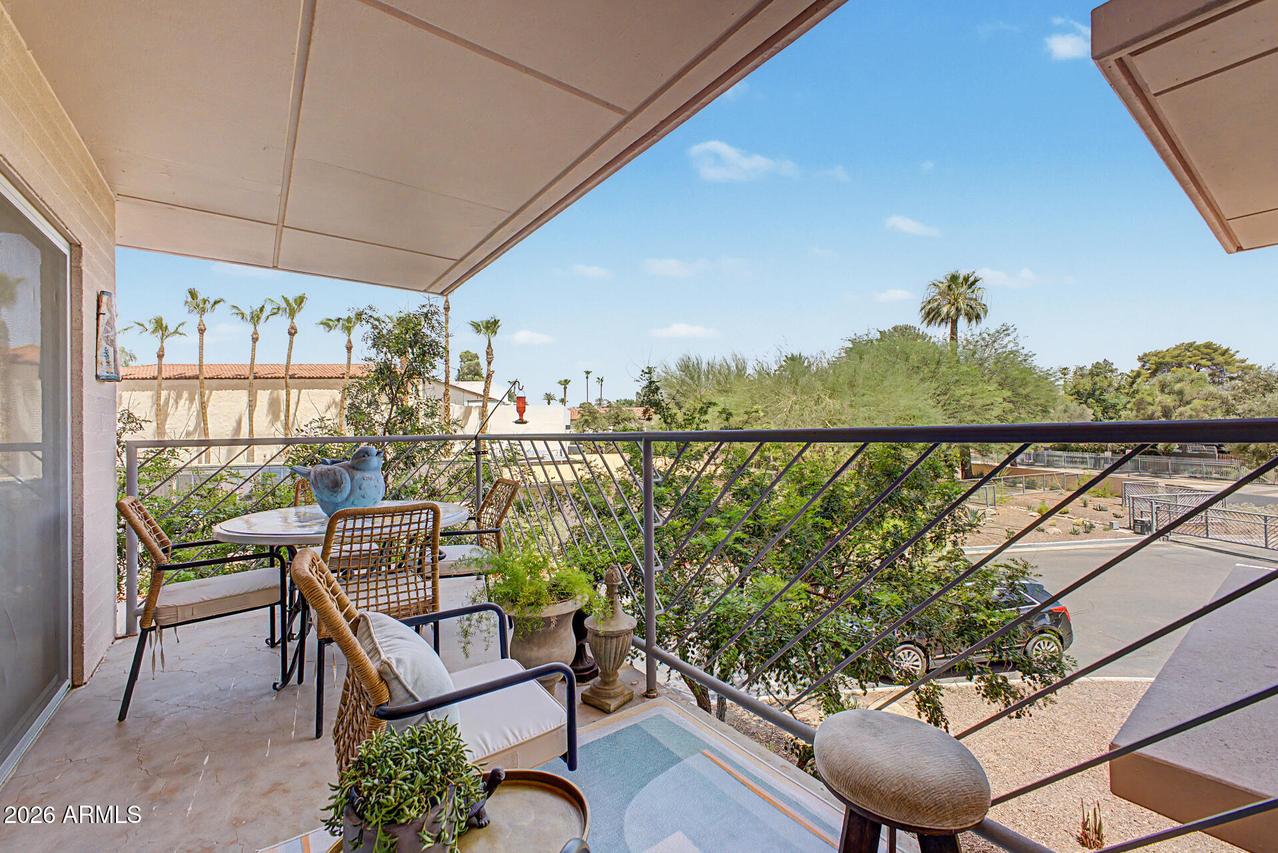 2201 N Central Ave. #2F, Phoenix, AZ 85004