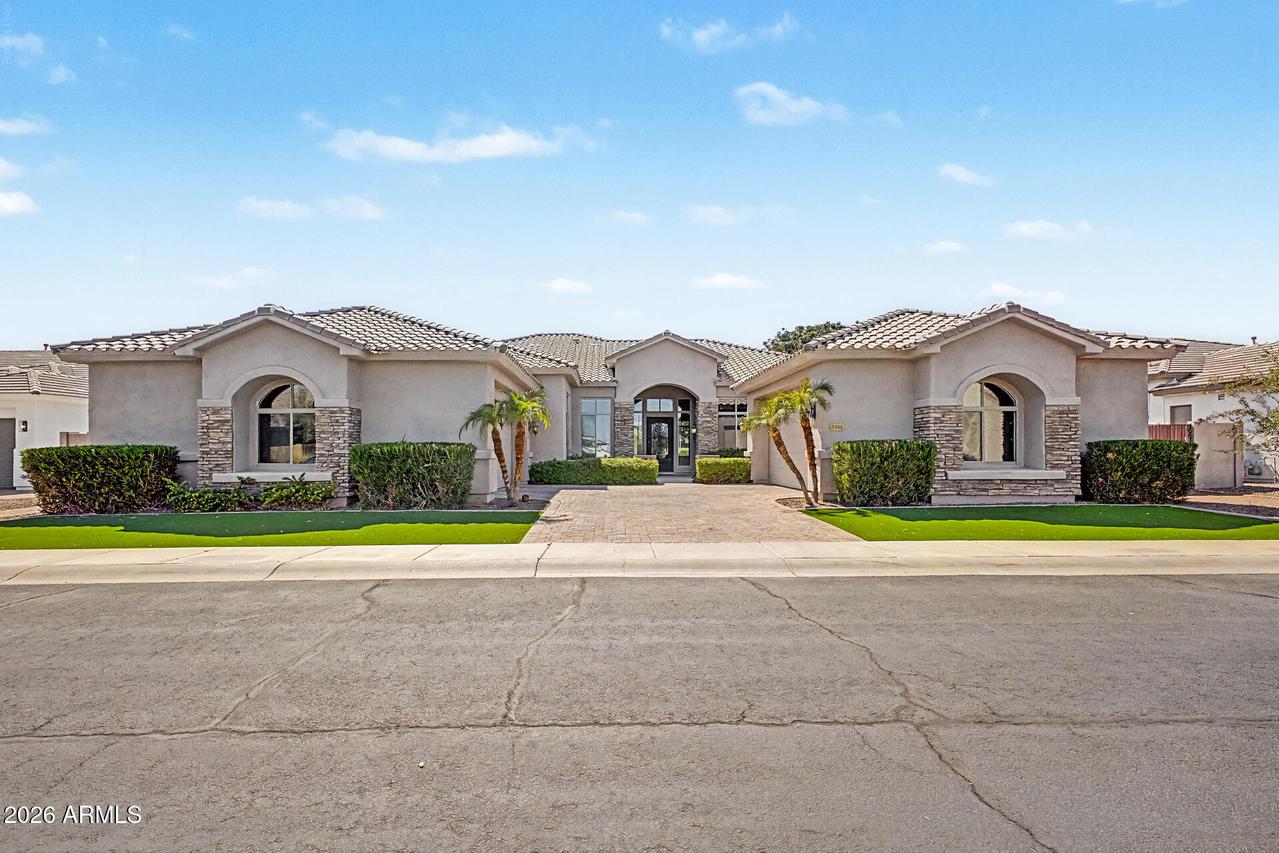 5380 S Crosscreek Dr., Chandler, AZ 85249
