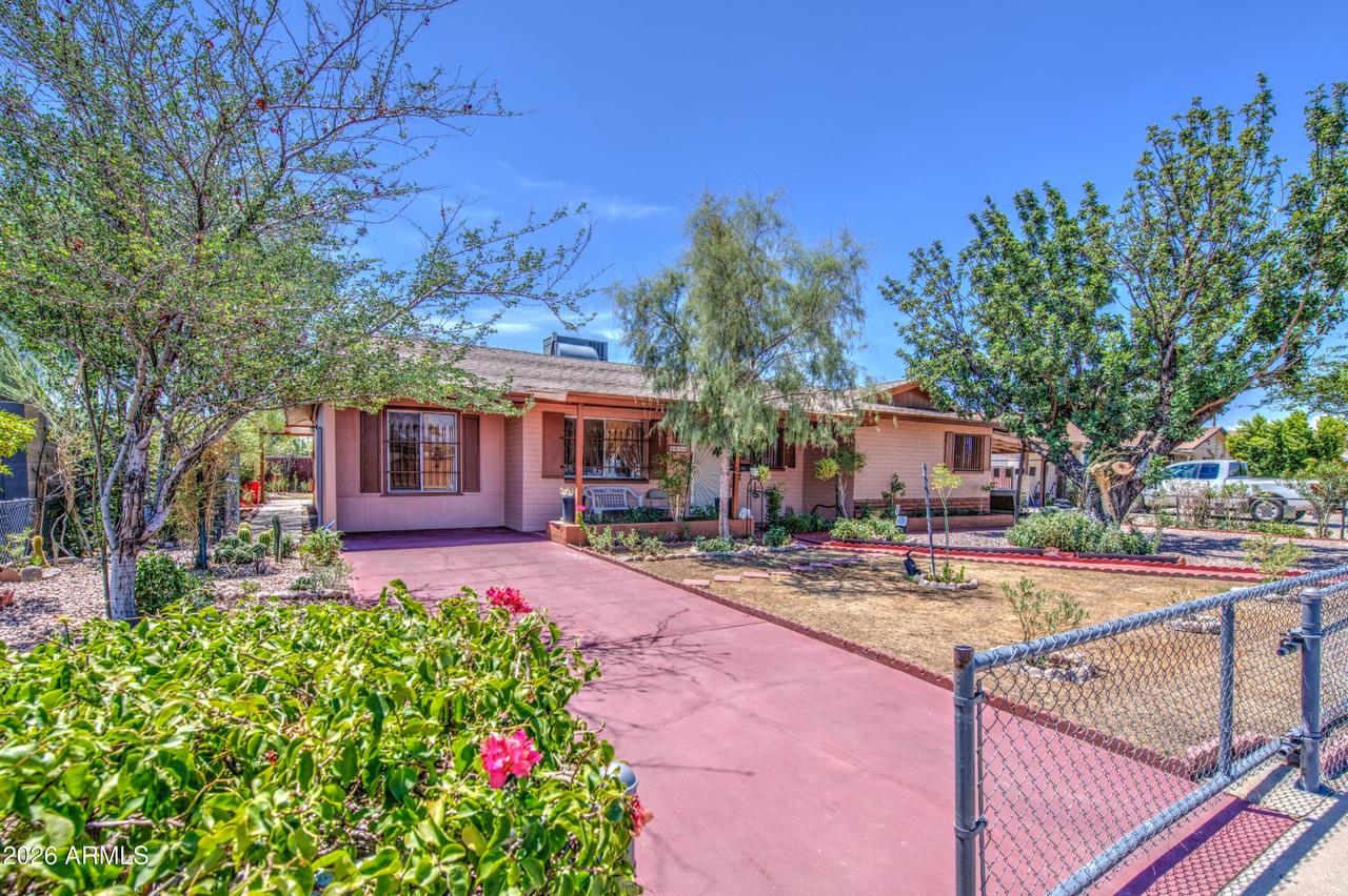 3810 N 78th Dr., Phoenix, AZ 85033