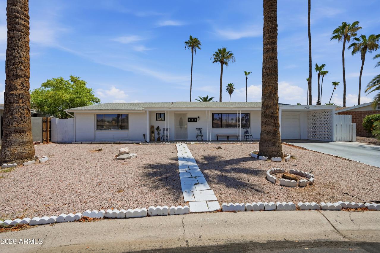 7018 E Exmoor Dr., Mesa, AZ 85208