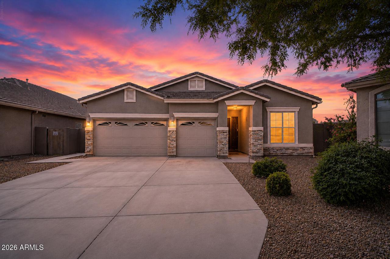 22388 N 104th Ln., Peoria, AZ 85383