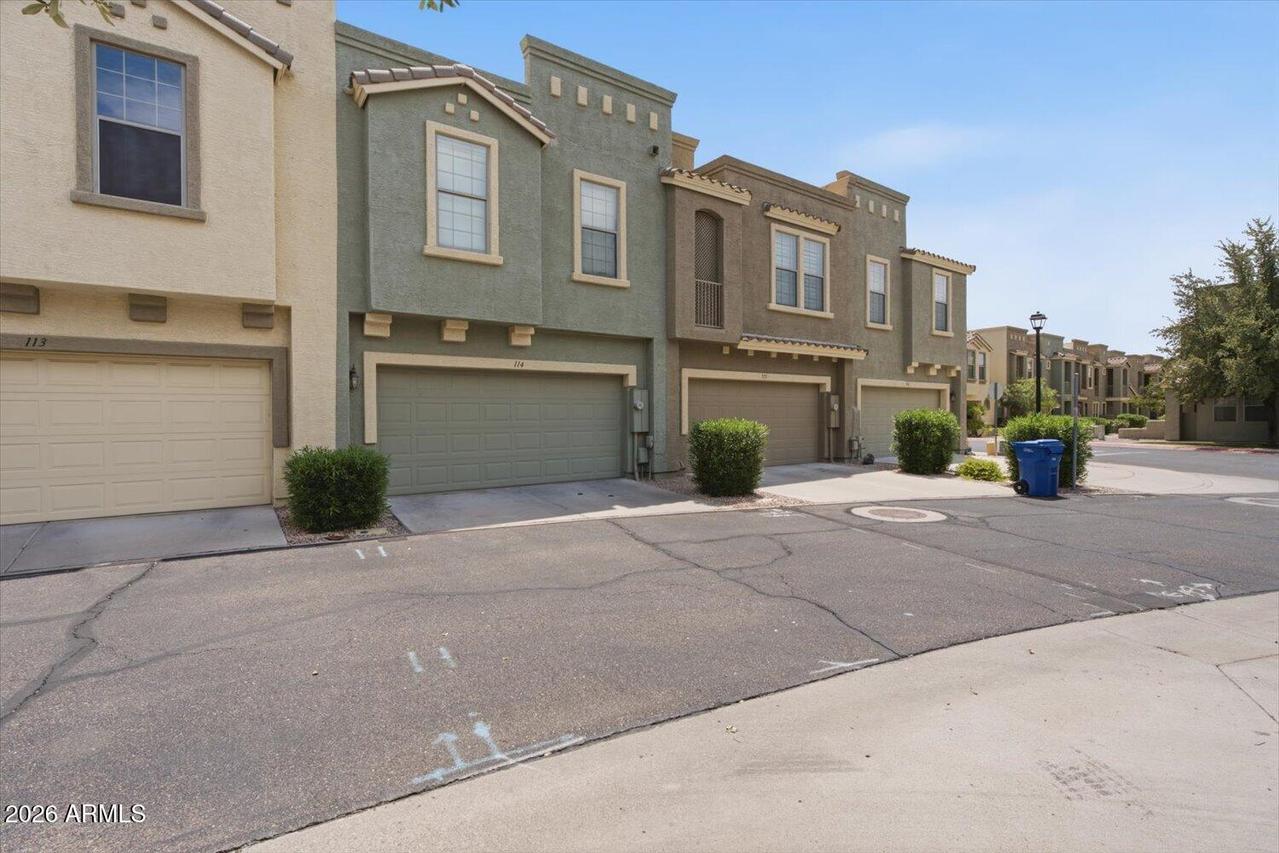 6710 E University Dr. #114, Mesa, AZ 85205