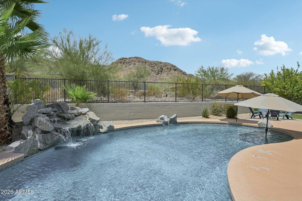 8356 W Buckhorn Tr., Peoria, AZ 85383