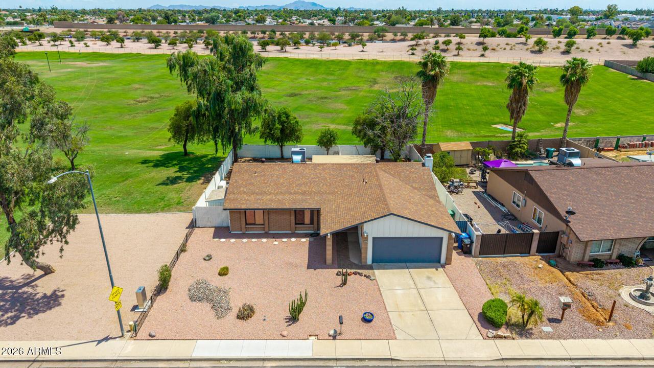 2217 E Holmes Ave., Mesa, AZ 85204