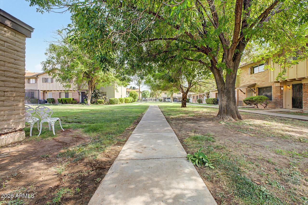 4310 W Ocotillo Rd., Glendale, AZ 85301