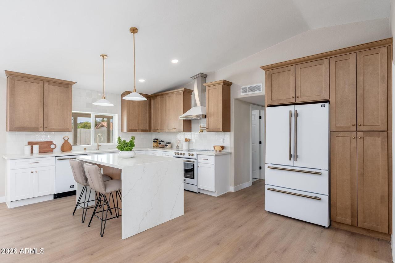 417 E Marconi Ave., Phoenix, AZ 85022