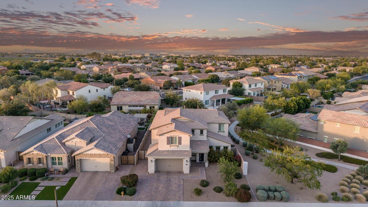 1076 E Kensington Rd., Gilbert, AZ 85297