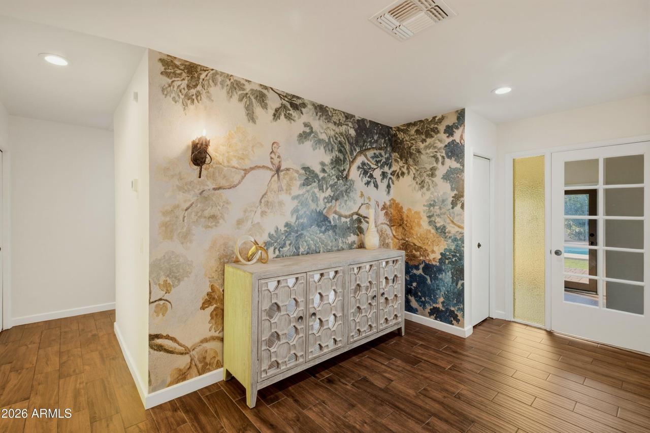 828 N Alamo Cir., Mesa, AZ 85213