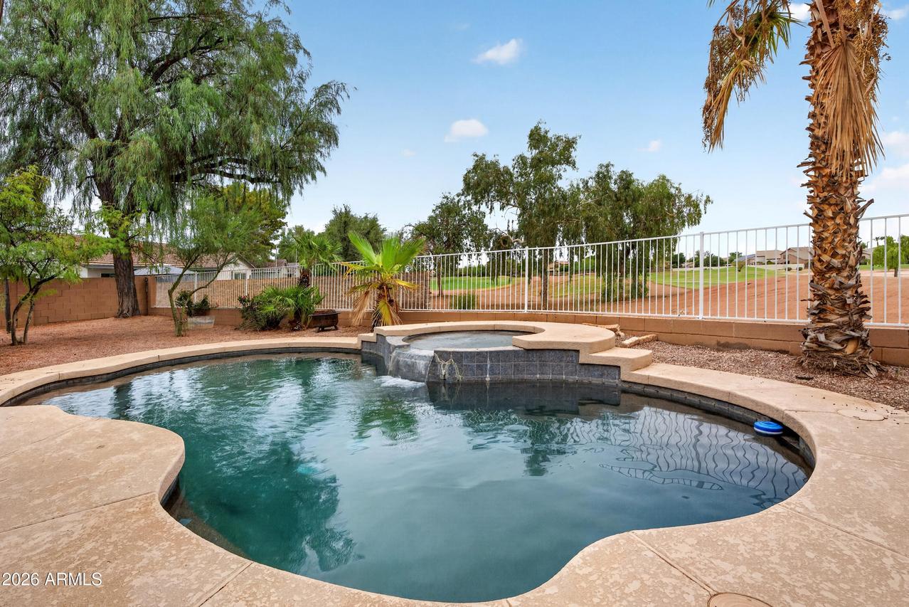 984 S Western Skies Dr., Gilbert, AZ 85296