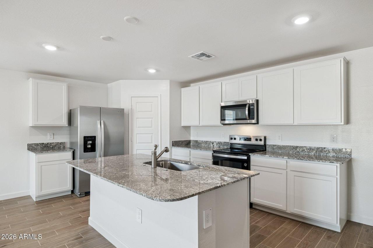 26017 W Lynne Ln., Buckeye, AZ 85326