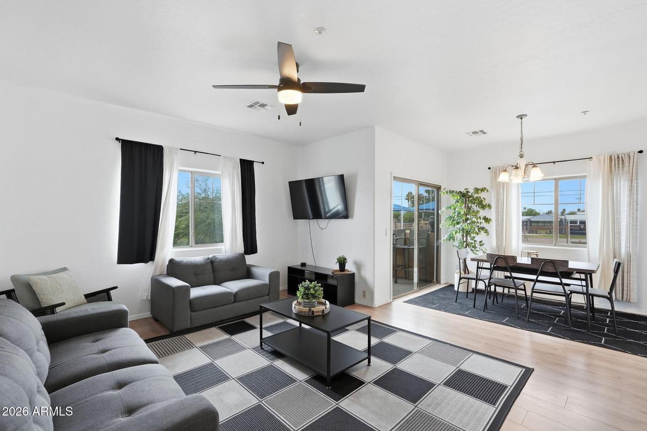 525 N Miller Rd. #216, Scottsdale, AZ 85257