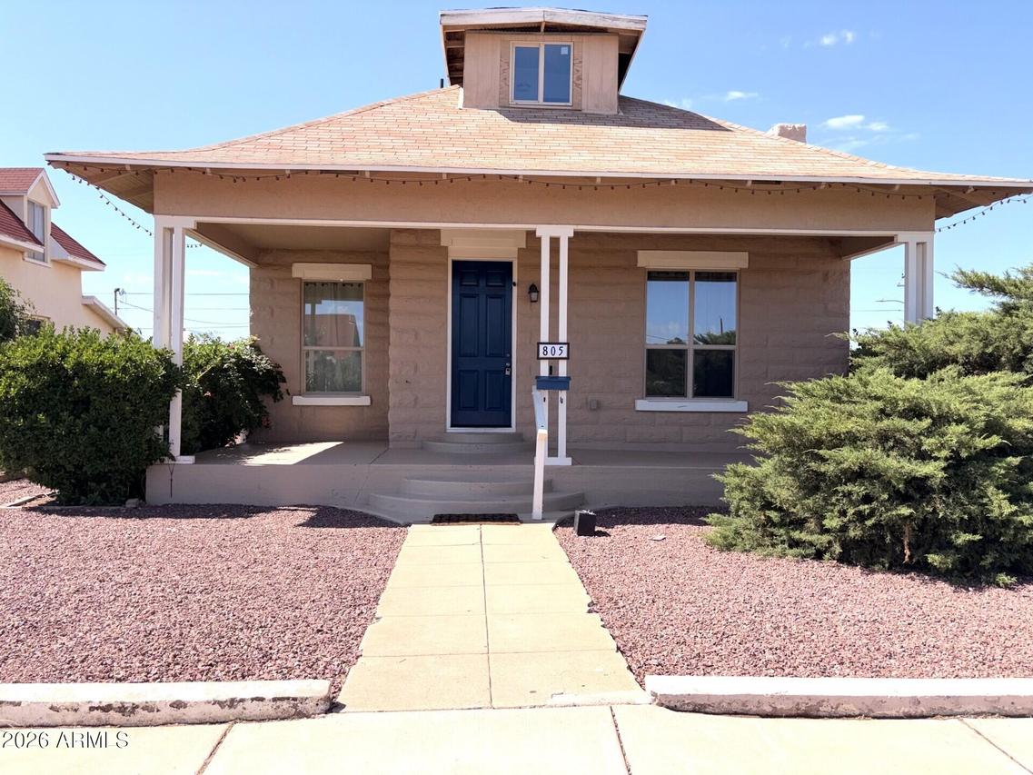 805 E 8th St., Douglas, AZ 85607