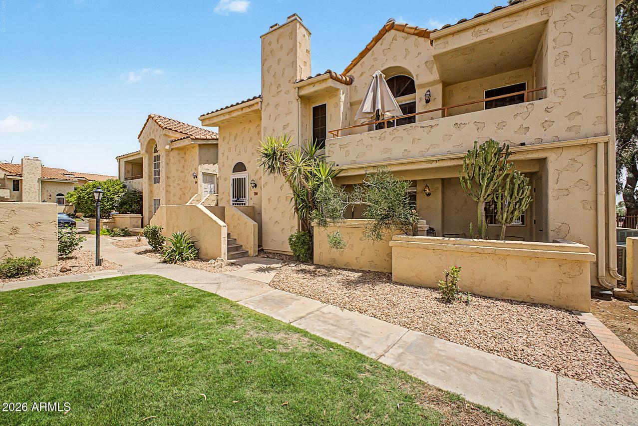 1333 E Morten Ave. #206, Phoenix, AZ 85020