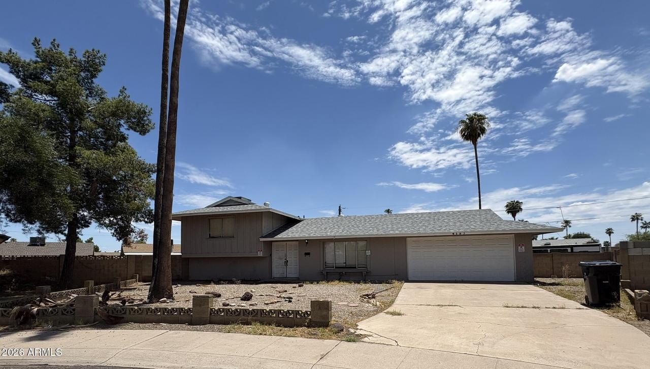4137 W Luke Ave., Phoenix, AZ 85019