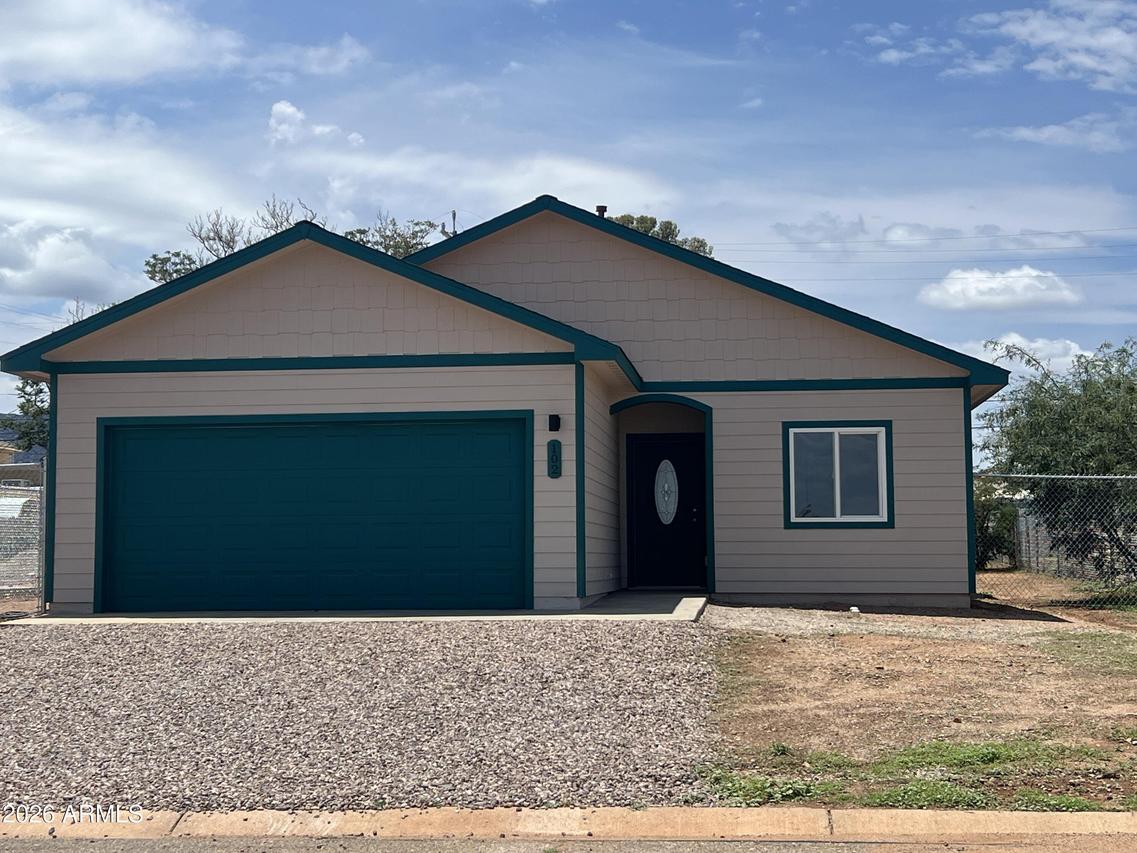 102 N 1st St., Sierra Vista, AZ 85635