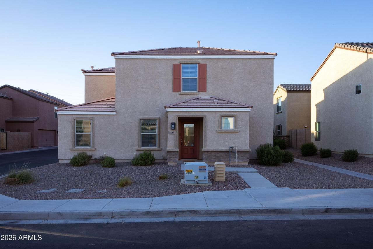 8236 W Albeniz Pl., Phoenix, AZ 85043