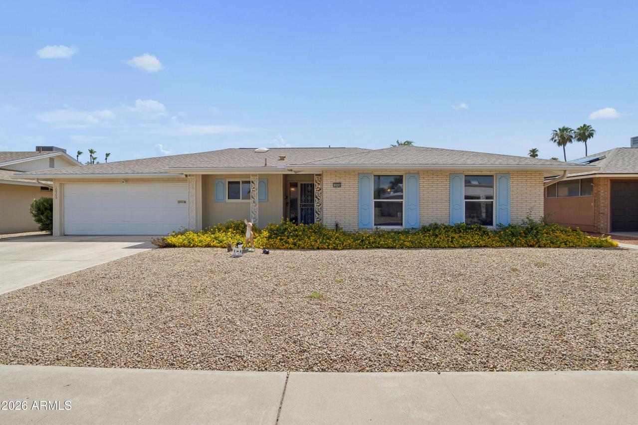 10906 W Roundelay Cir., Sun City, AZ 85351