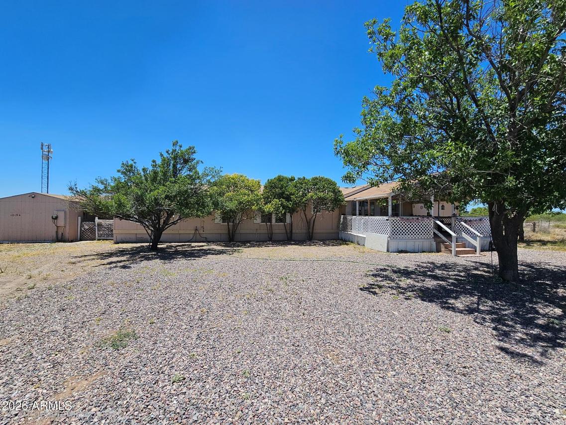 10194 N Mormon Rd., Elfrida, AZ 85610