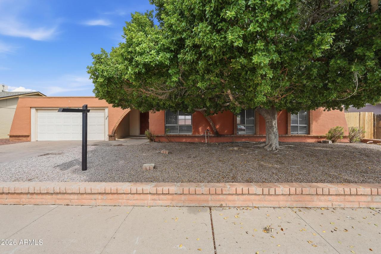 4616 W Saguaro Dr., Glendale, AZ 85304