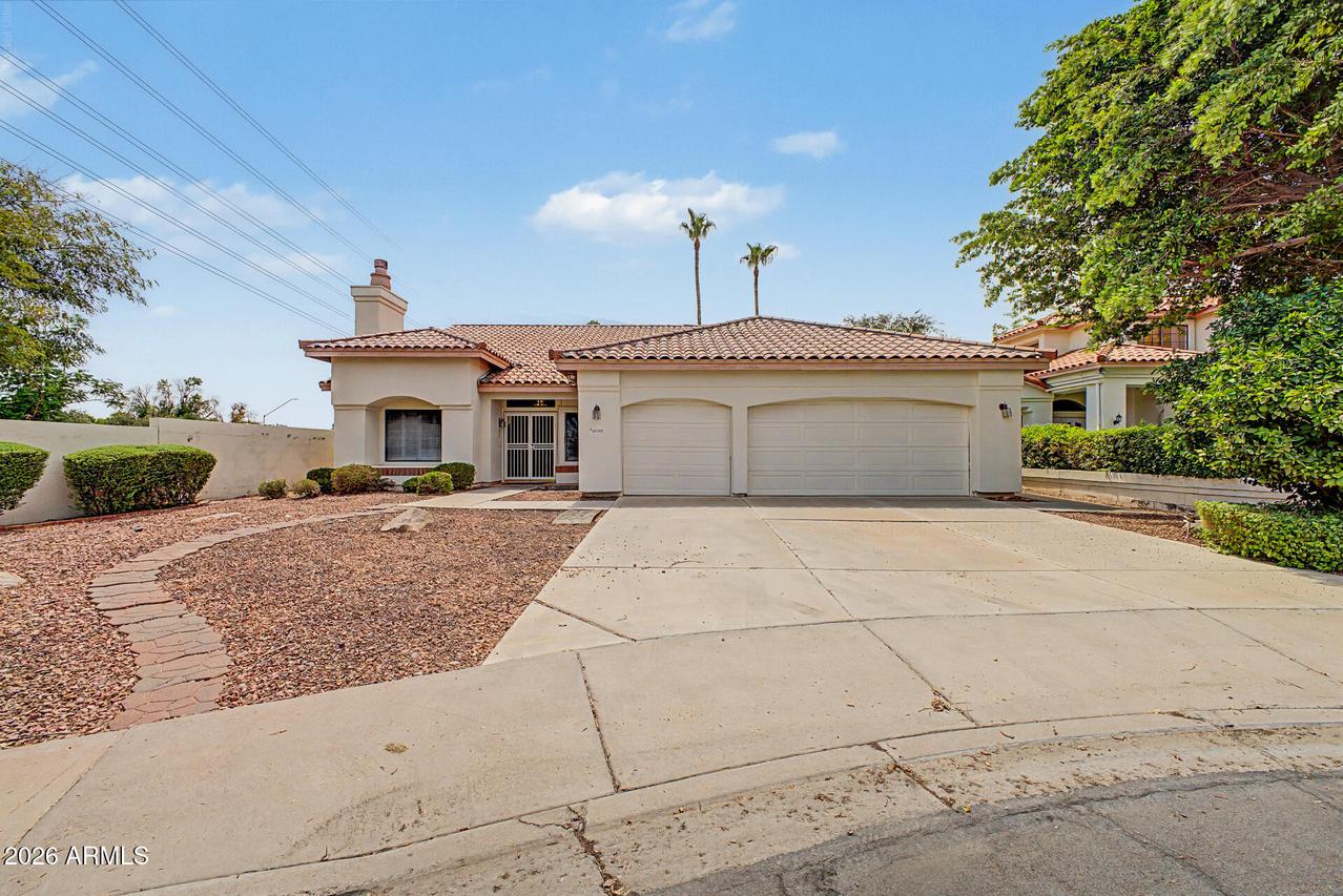 12220 N 56th Dr., Glendale, AZ 85304