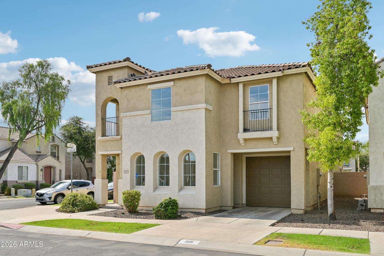 1515 E Bloch Rd., Phoenix, AZ 85040