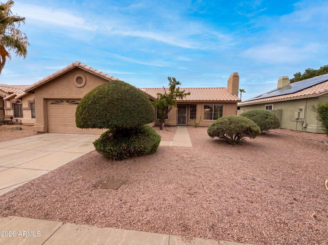 2945 E Hononegh Dr., Phoenix, AZ 85050