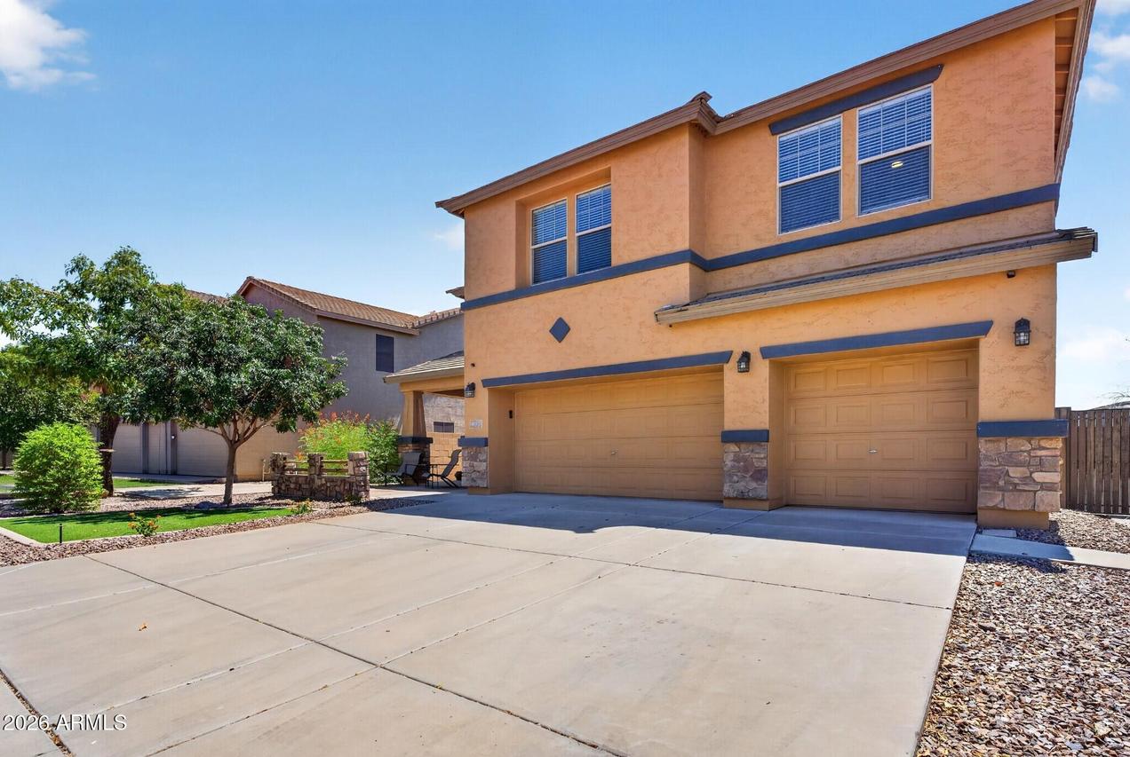 837 E Volk Ln., San Tan Valley, AZ 85140