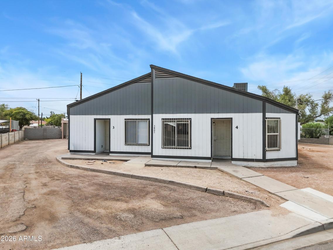 3801 N 23rd Dr., Phoenix, AZ 85015