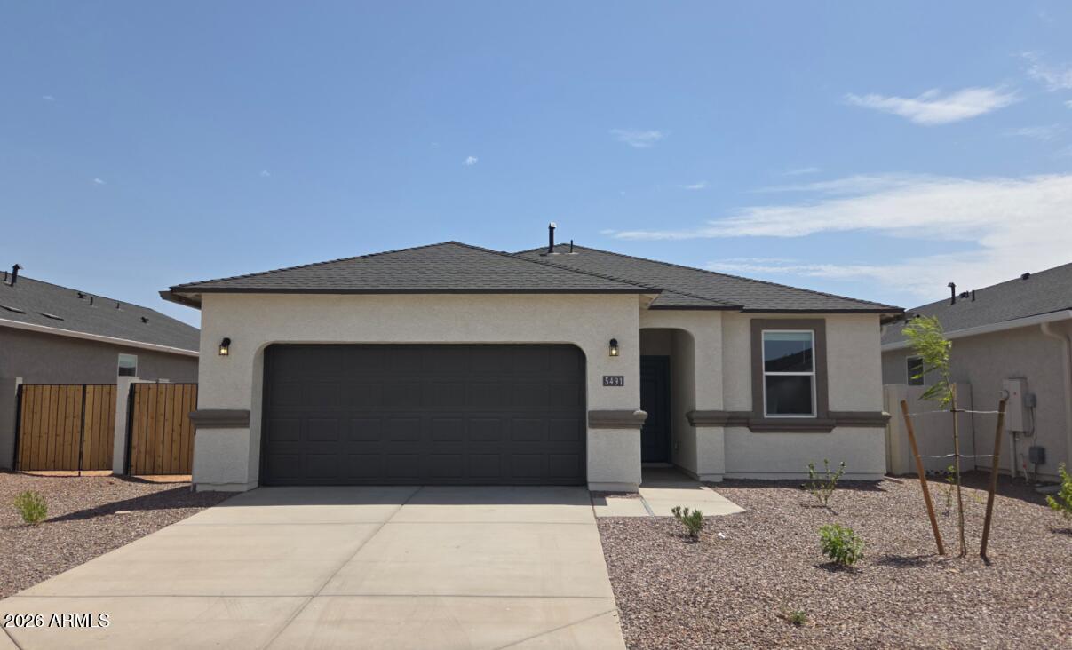 5491 E Darwin Dr., San Tan Valley, AZ 85140