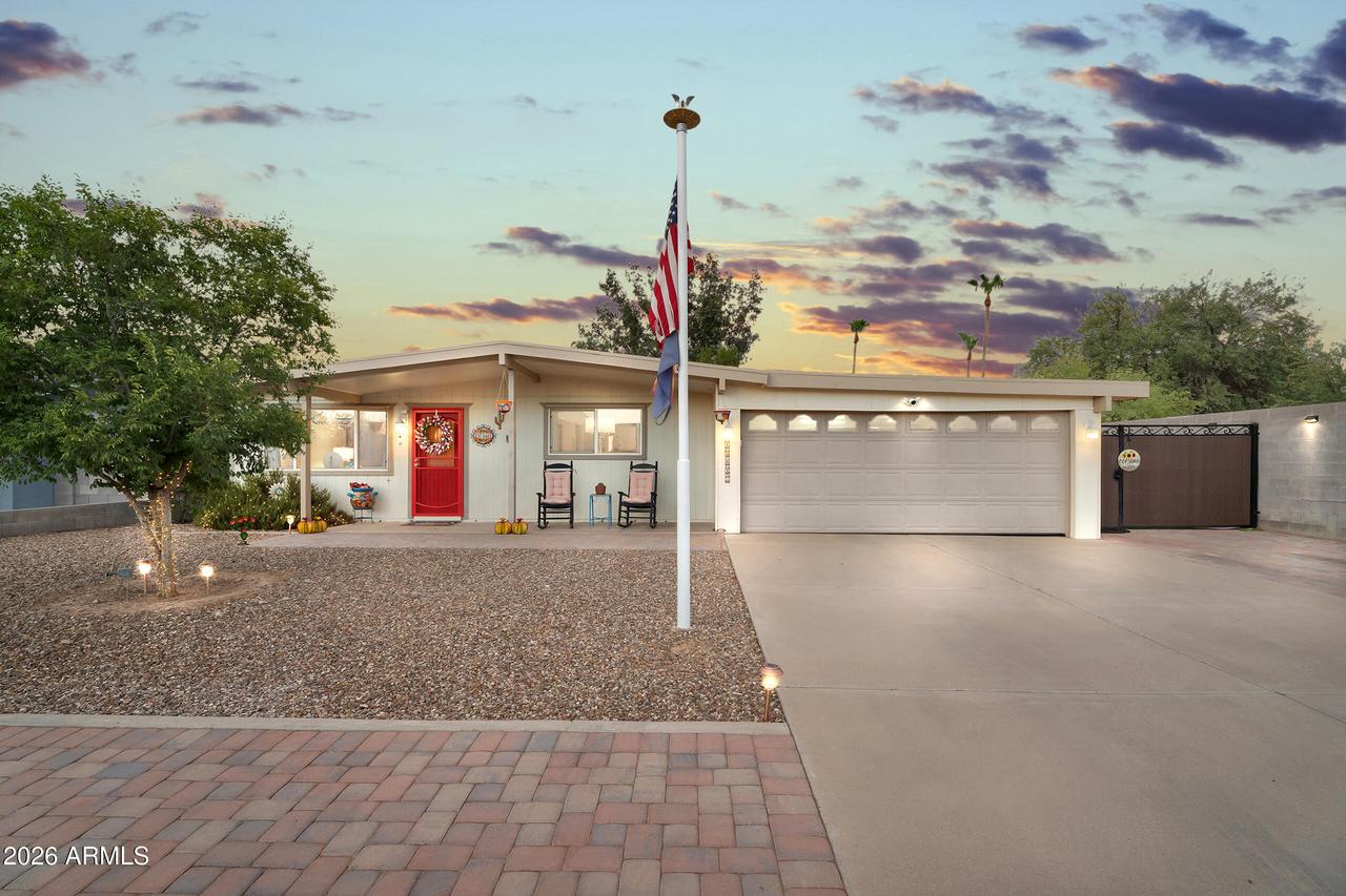 13817 N 10th Pl., Phoenix, AZ 85022