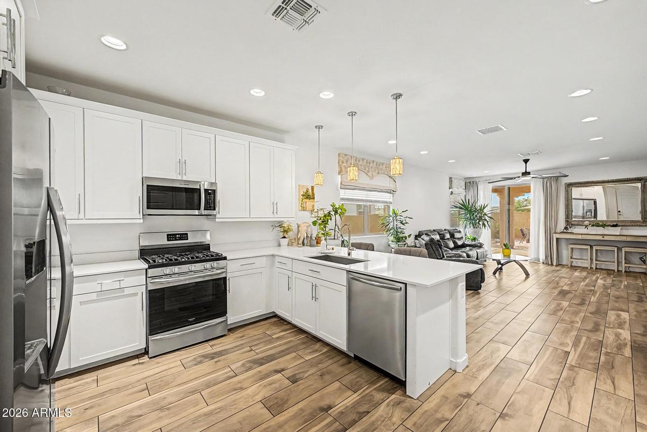 3452 E Dakota Dr., San Tan Valley, AZ 85143