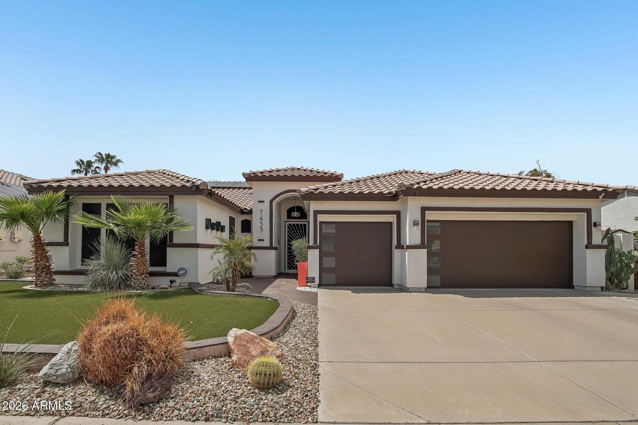 7453 W Paraiso Dr., Glendale, AZ 85310