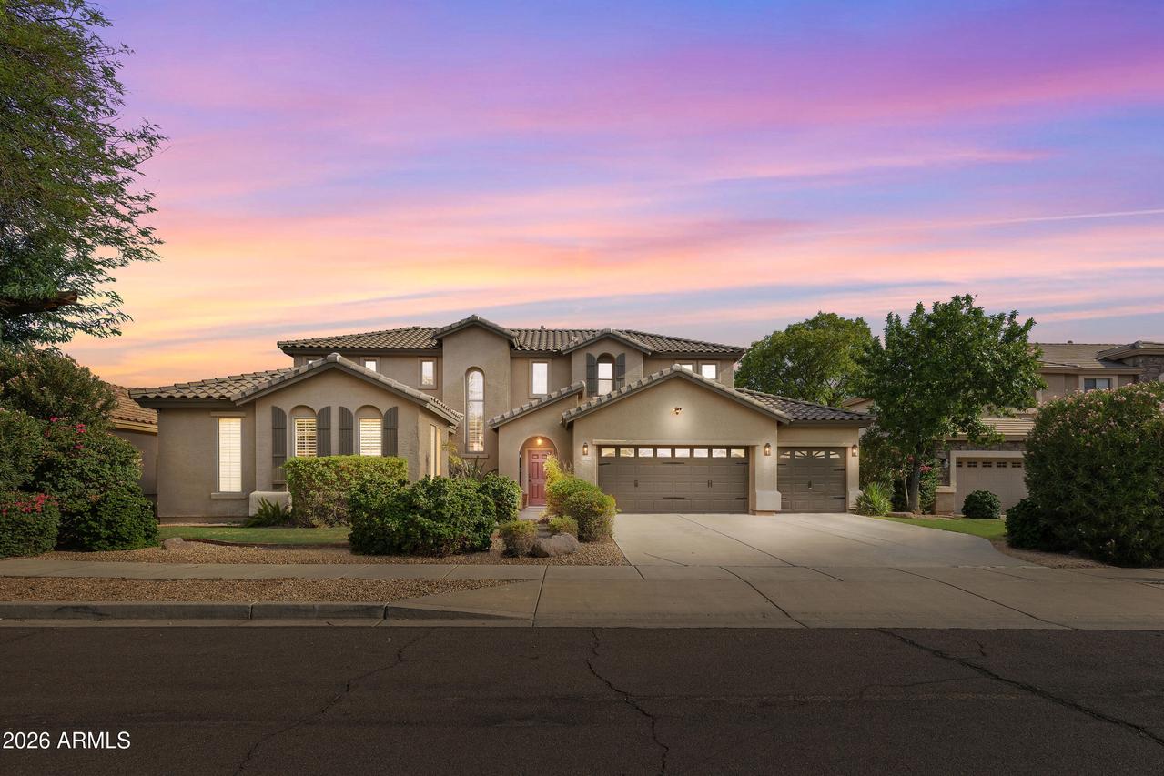3229 W Buckhorn Tr., Phoenix, AZ 85083