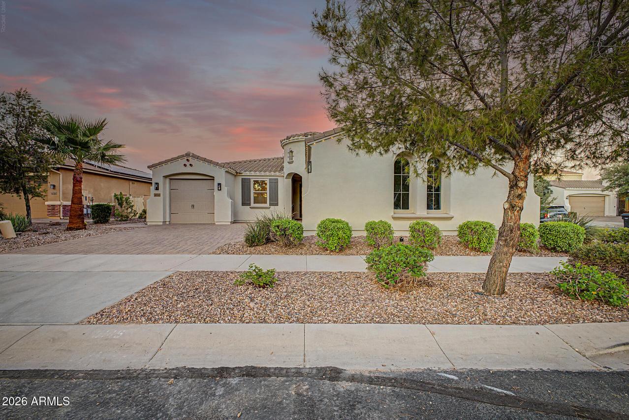 5145 S Todd Ln., Mesa, AZ 85212