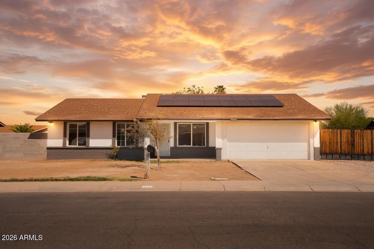 7728 W Cheery Lynn Rd., Phoenix, AZ 85033