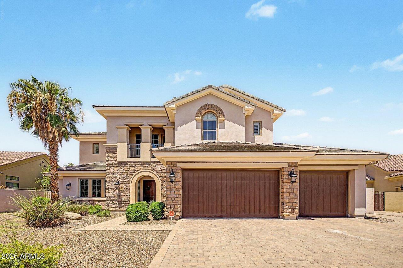 294 W Grand Canyon Dr., Chandler, AZ 85248