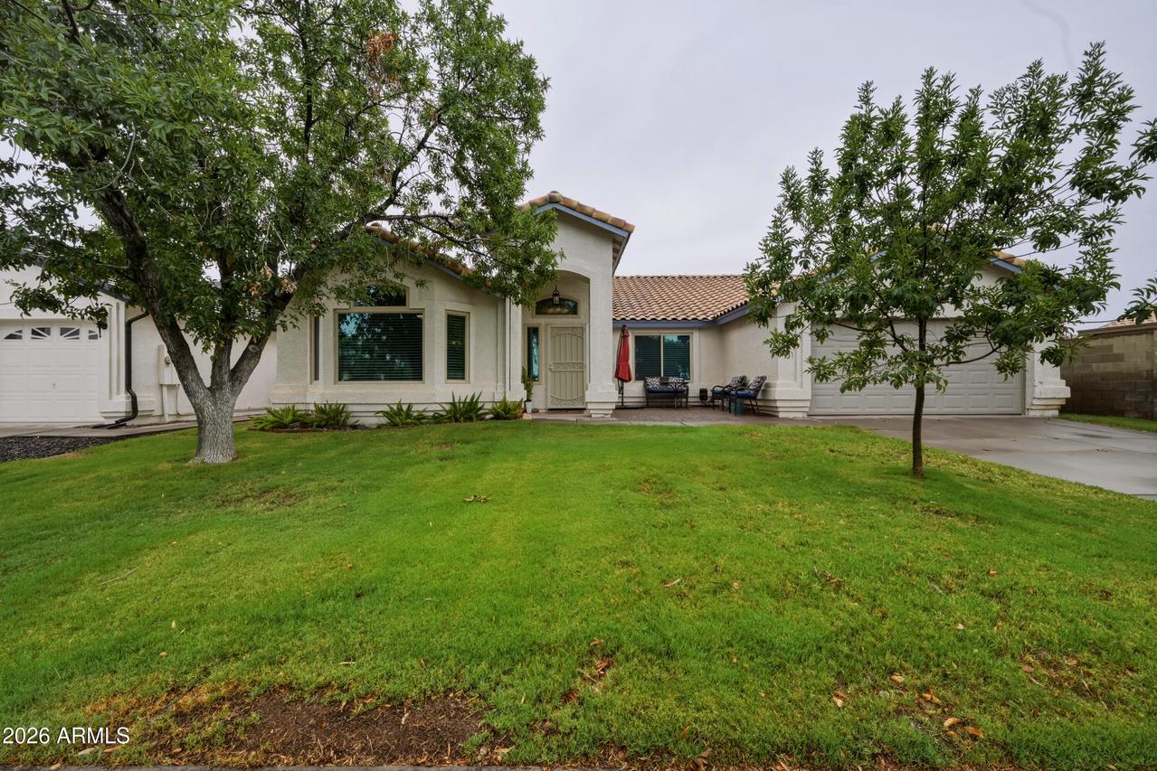 1091 S Crossroads Dr., Gilbert, AZ 85296