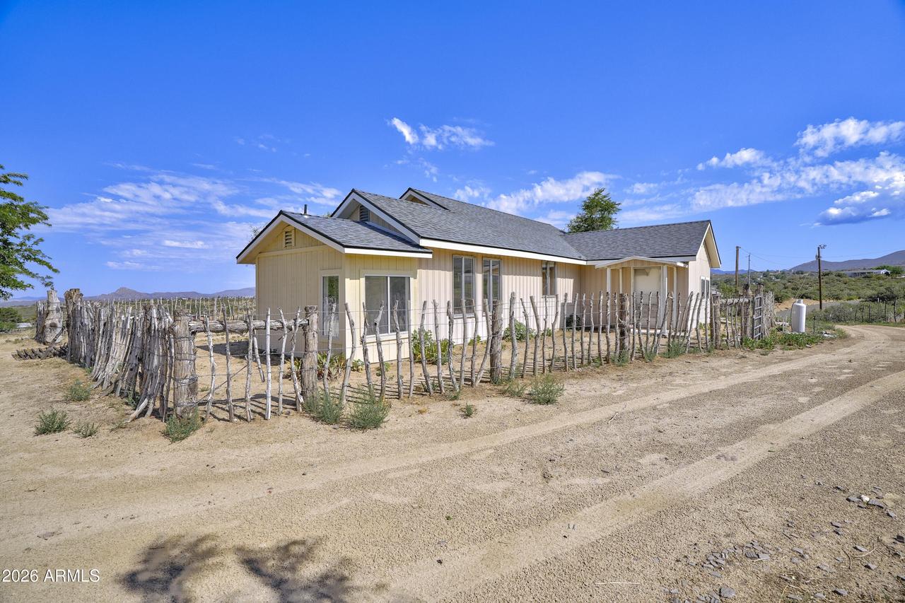 9330 S Donald Tr., Kirkland, AZ 86332