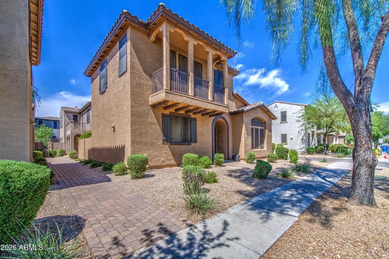 2404 W Dusty Wren Dr., Phoenix, AZ 85085
