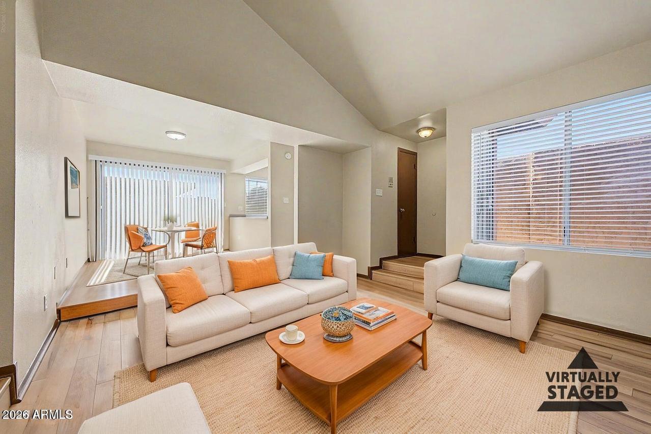 826 S Casitas Dr. #B, Tempe, AZ 85281