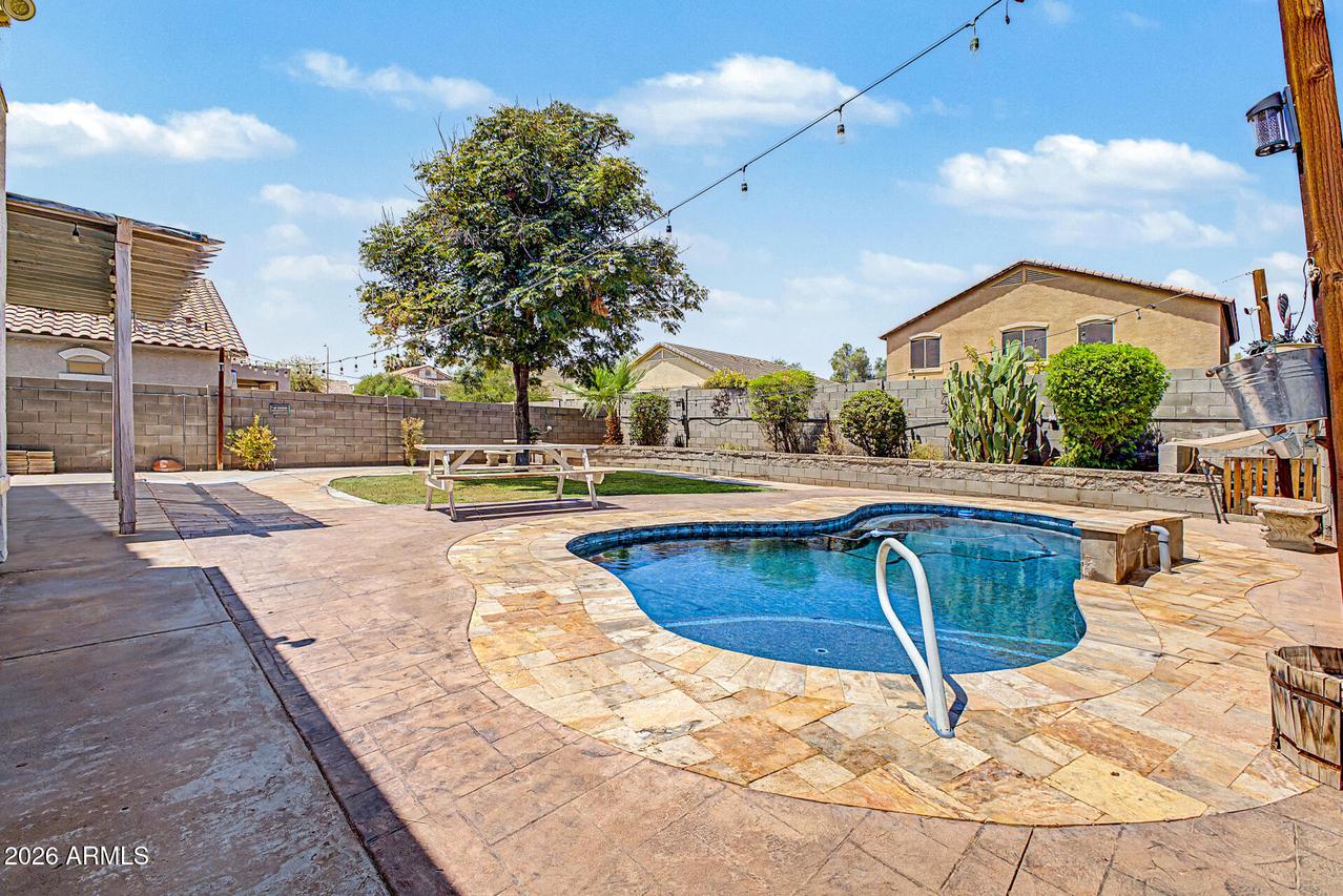 7038 W Beverly Rd., Laveen, AZ 85339