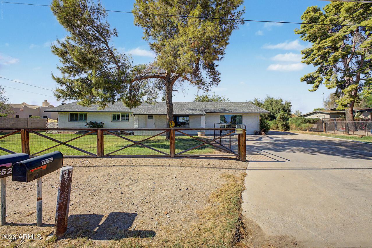 3522 W Westcott Dr., Glendale, AZ 85308