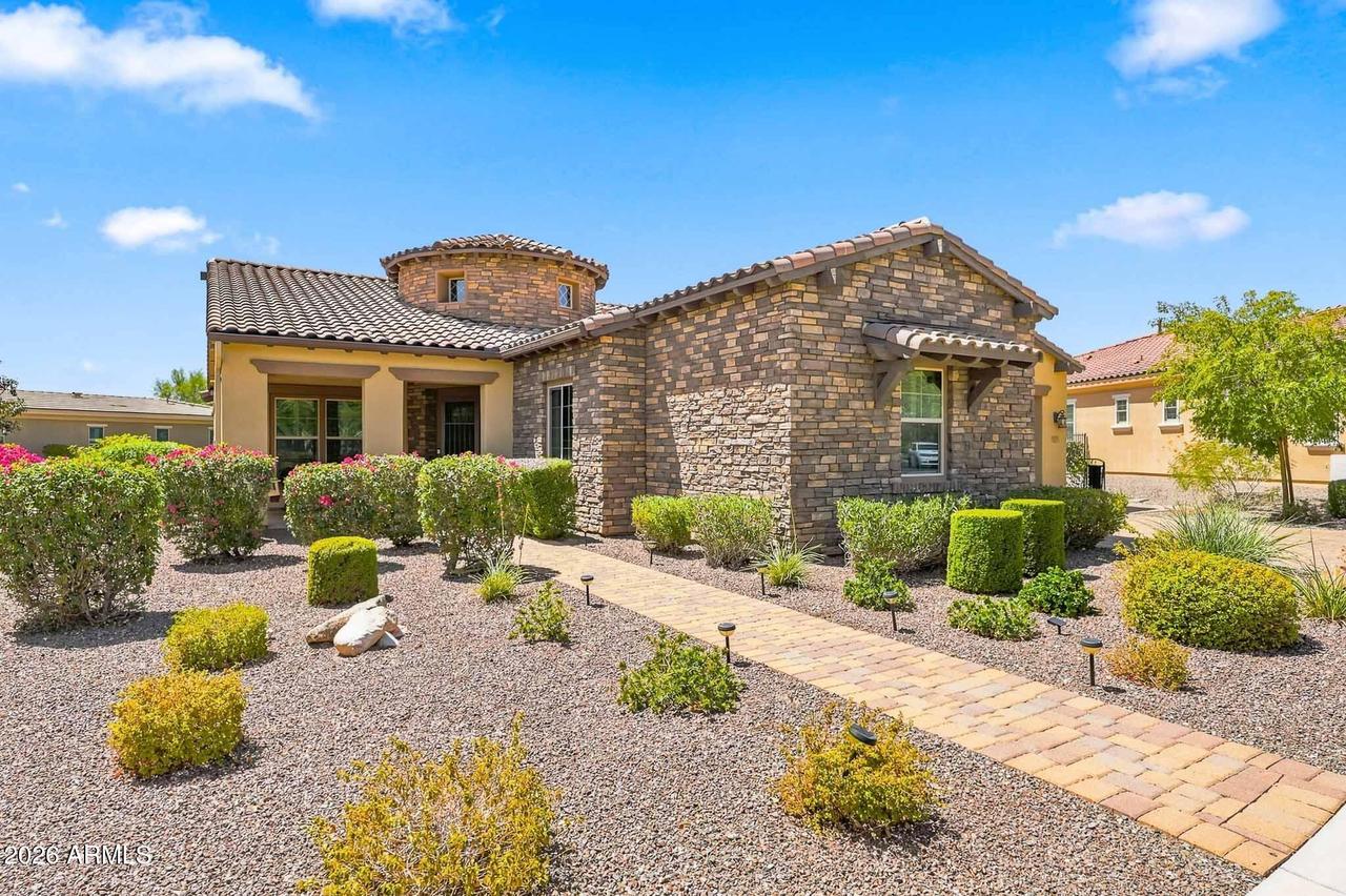 4858 N Grandview Dr., Buckeye, AZ 85396